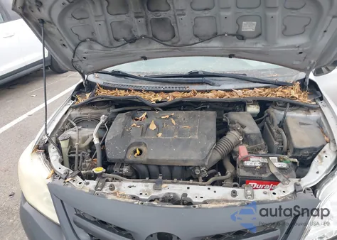 2013 Toyota Corolla Le z USA, uszkodzony, nr VIN 2T1BU4EE9DC074148